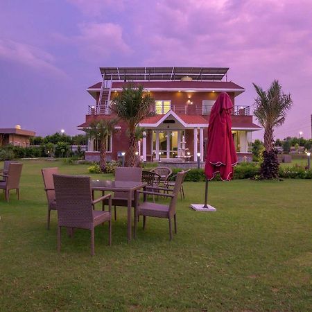 Stayvista At Hillside Paradise Dhauj Ngoại thất bức ảnh