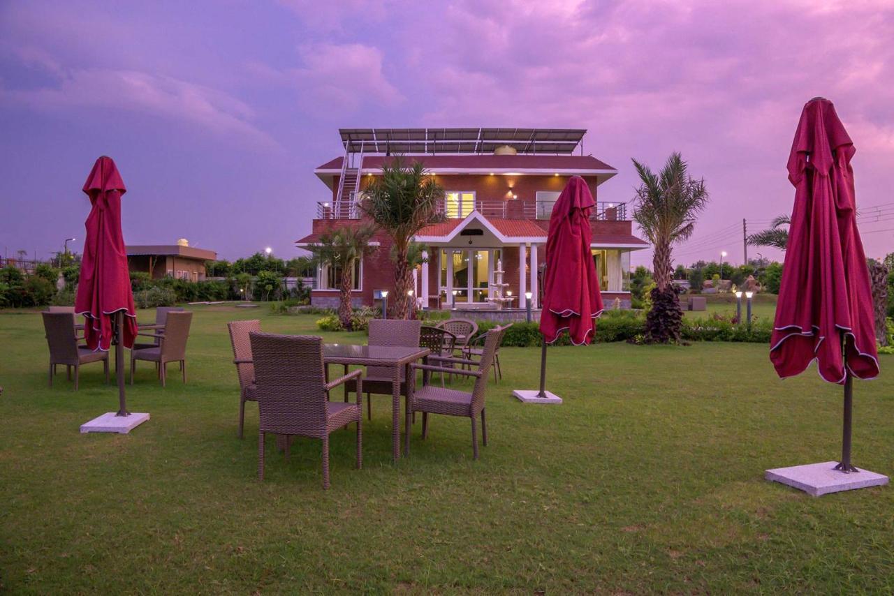Stayvista At Hillside Paradise Dhauj Ngoại thất bức ảnh