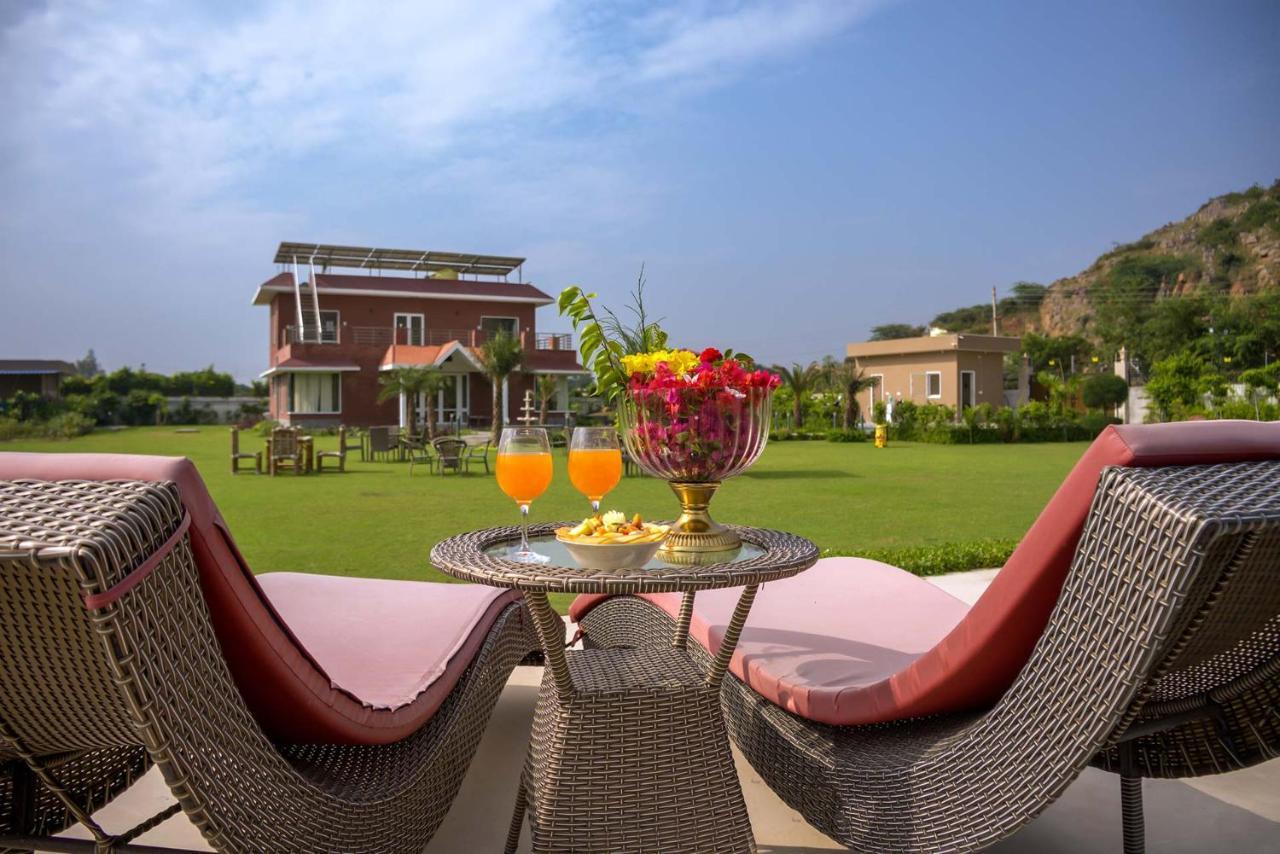 Stayvista At Hillside Paradise Dhauj Ngoại thất bức ảnh