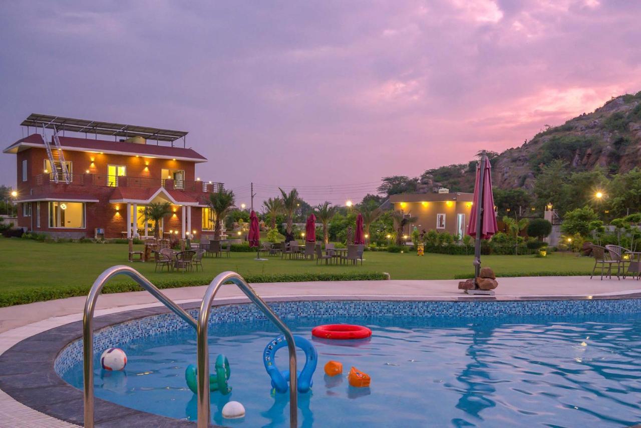 Stayvista At Hillside Paradise Dhauj Ngoại thất bức ảnh
